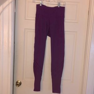 Magenta workout leggings w/ pockets, mesh detail